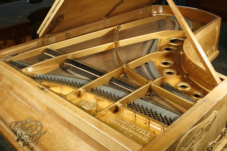 The instrument of this Bechstein model C is fully restored
