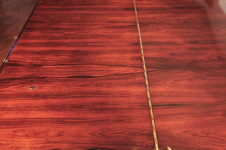 	Exquisite rosewood wood grain