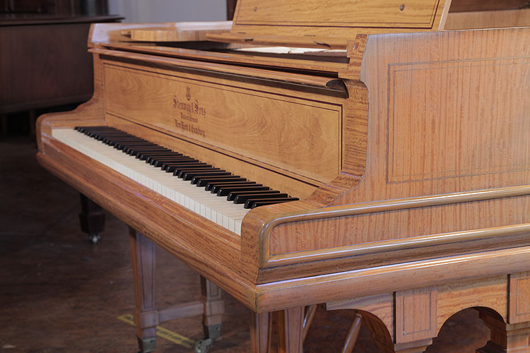 Steinway Model B serpentine piano cheek with double linear case moulding 
