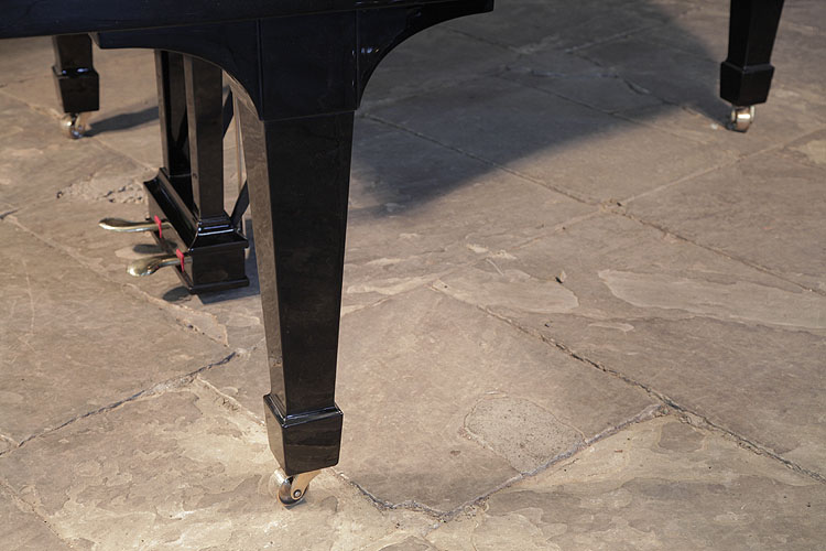 Steinway Model M  spade piano leg 