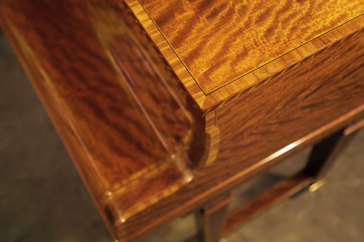 Steinway crossbanding and boxwood stringing detail