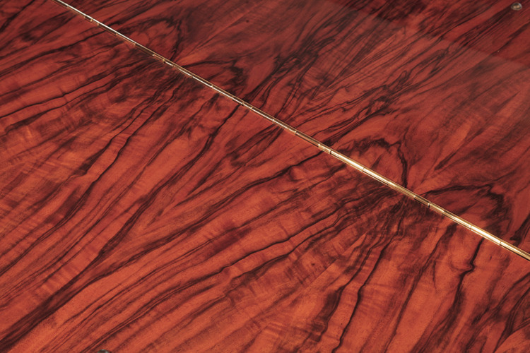 Exquisite figured walnut wood grain
