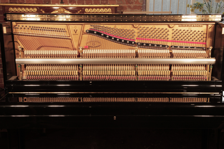 	Steinway reconditioned instrument