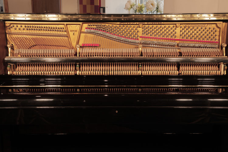 	Steinway reconditioned instrument