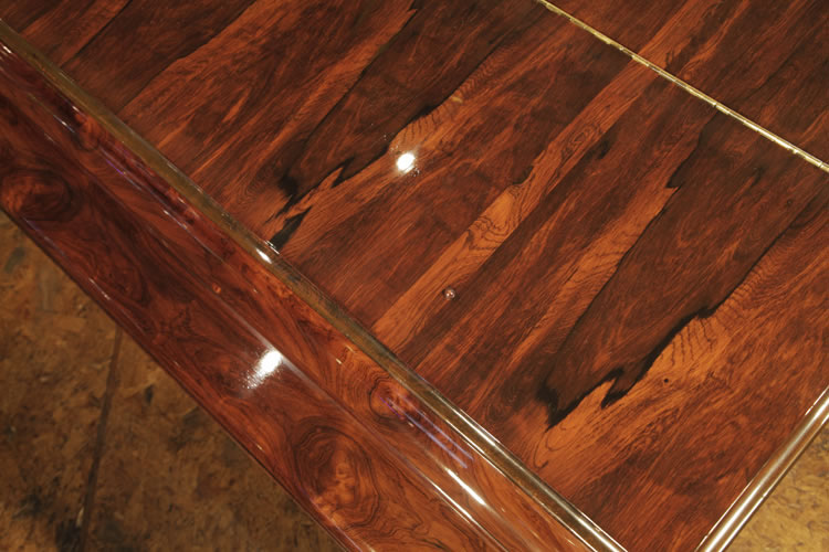 Steinway exquisite, rosewood wood grain
