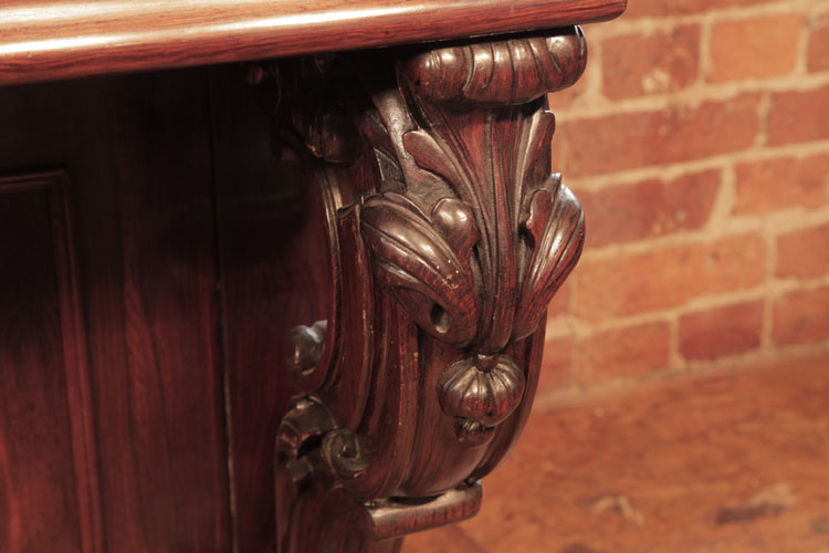 Steinway carved acanthus on piano leg 