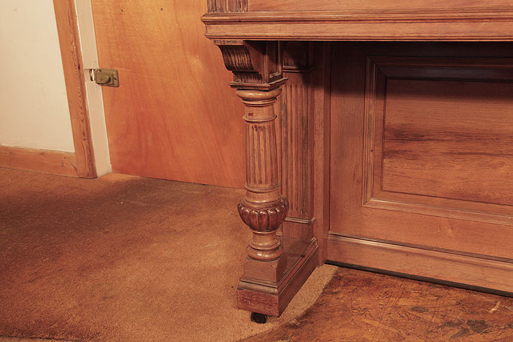 Steinway fluted, columnar style piano leg with gadrooning detail at base