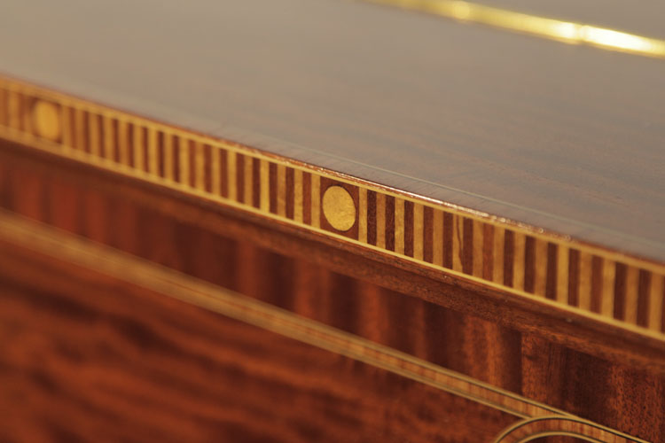 Crossbanding inlay detail